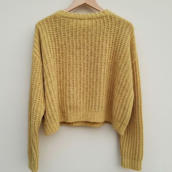 Love Tree Mustard Yellow Crew Neck Sweater. - Picture 3 of 4